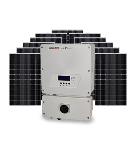 SolarEdge omvormer voor zonnepanelen geinstalleerd aan de muur